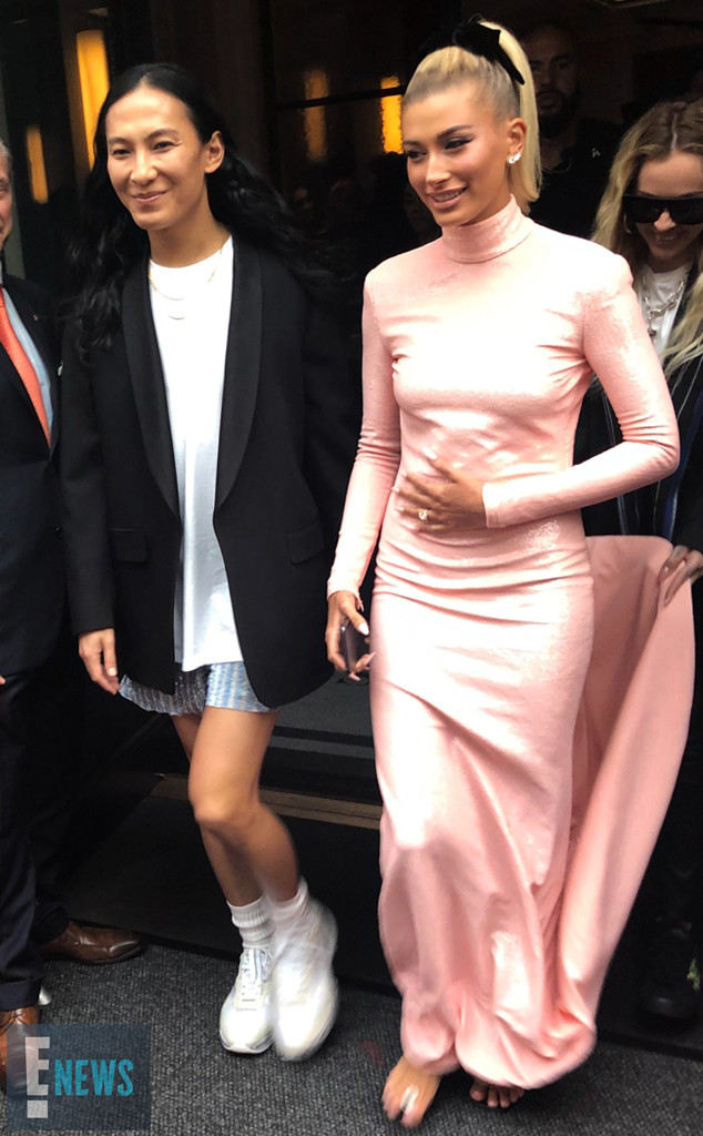 Hailey Bieber Looks Pretty In Pink At 2019 Met Gala As She